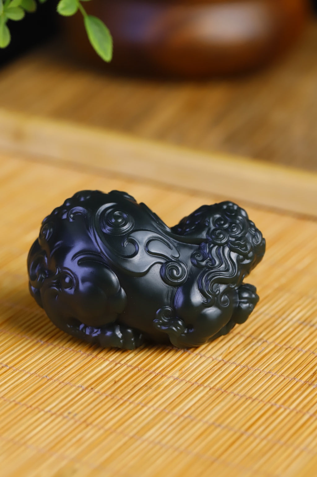 《招財貔貅》和田玉青玉掛件