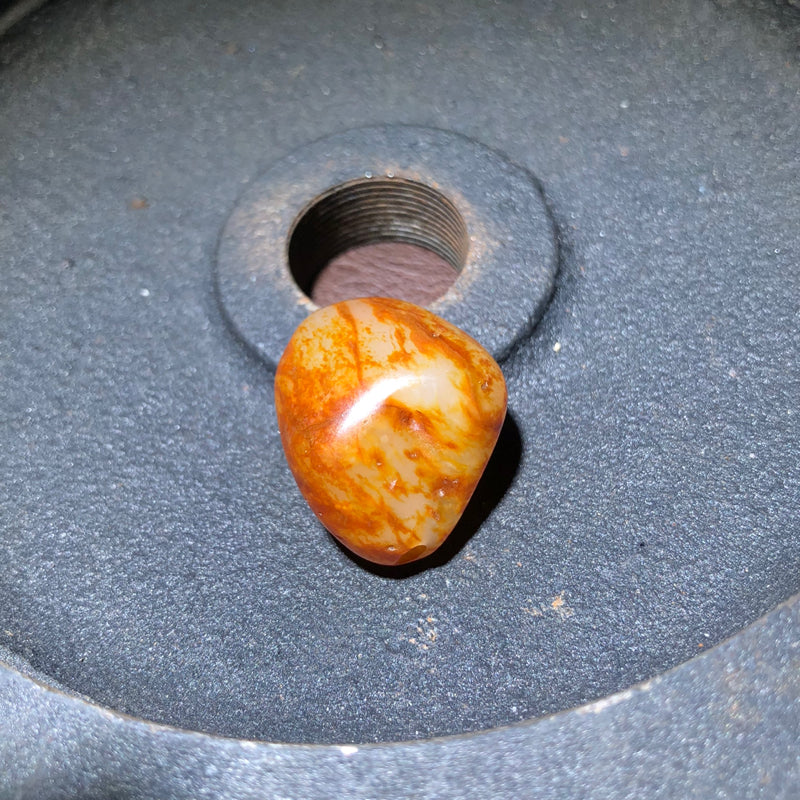 新疆和田玉薩金皮獨籽