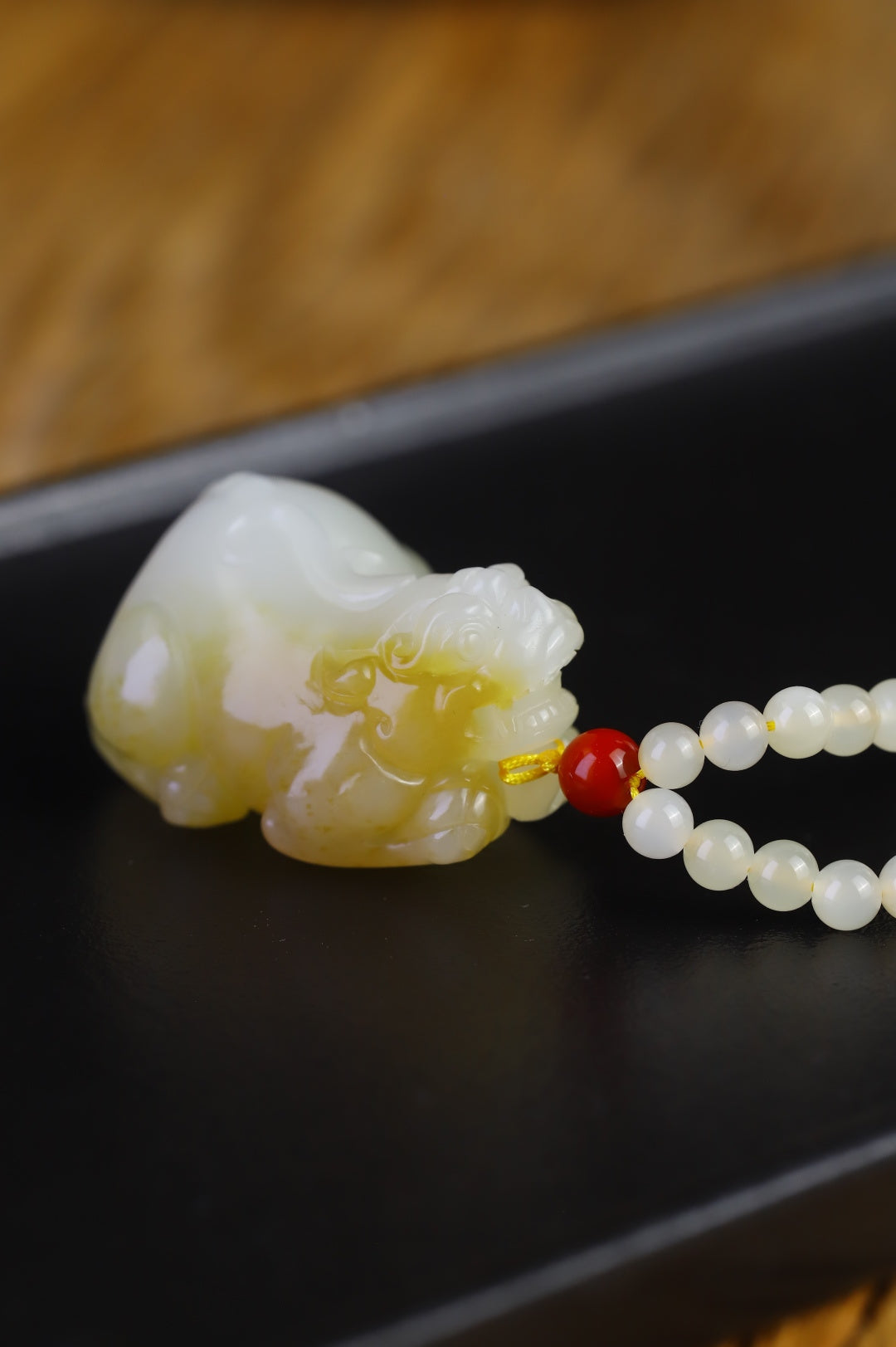 《招財貔貅》精品和田玉且末掛件