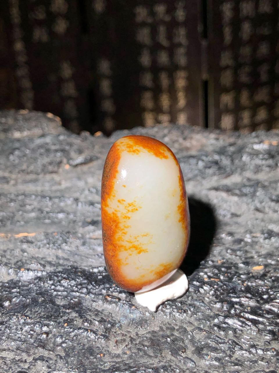 精品和田玉紅皮白肉無修獨籽