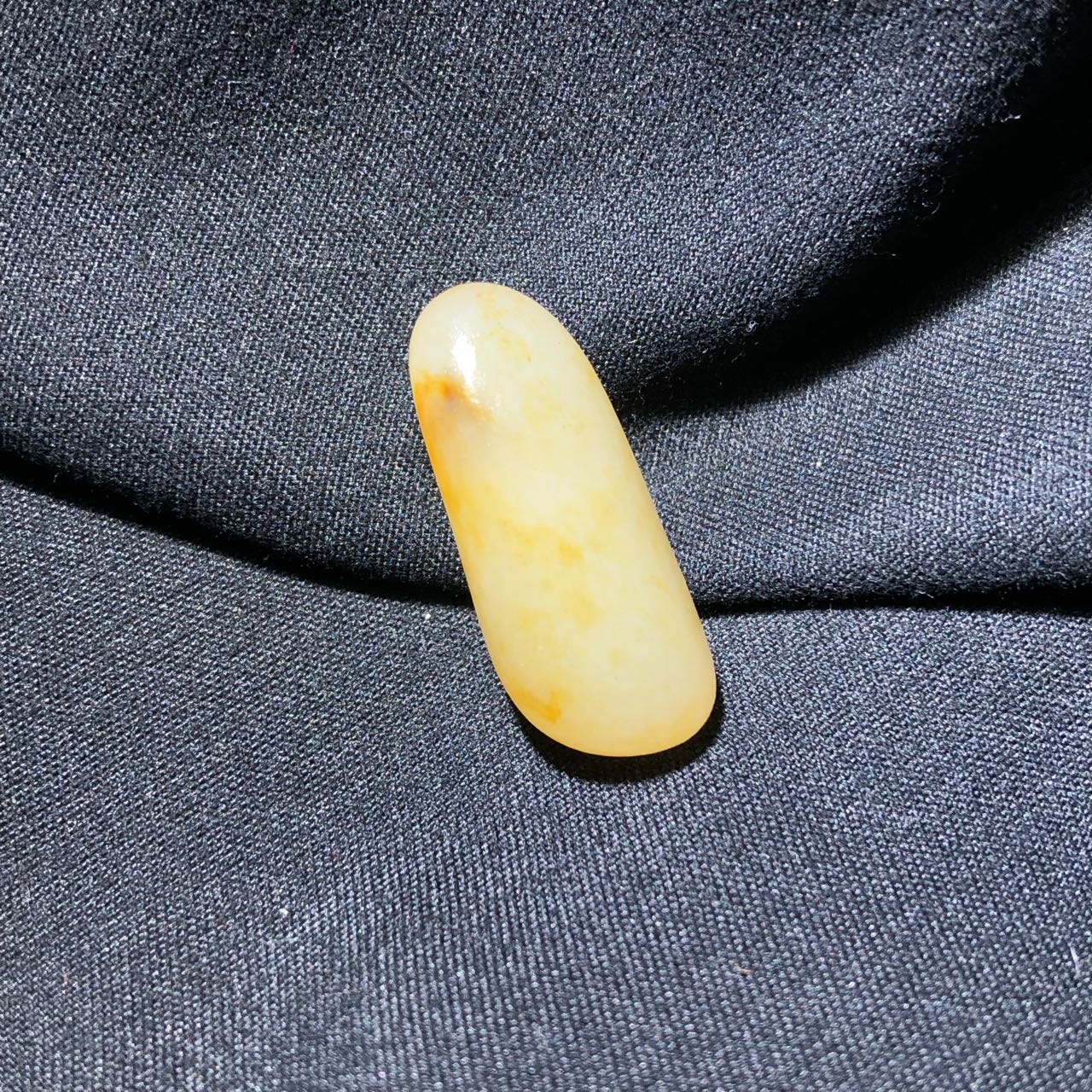 灑金皮和田玉獨籽