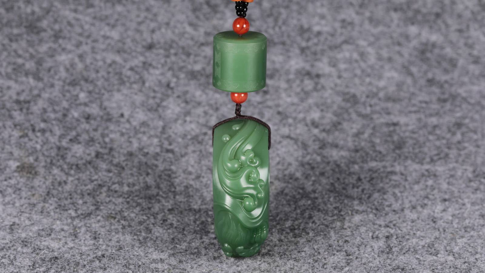 《神龍玉琮》俄羅斯碧玉把件