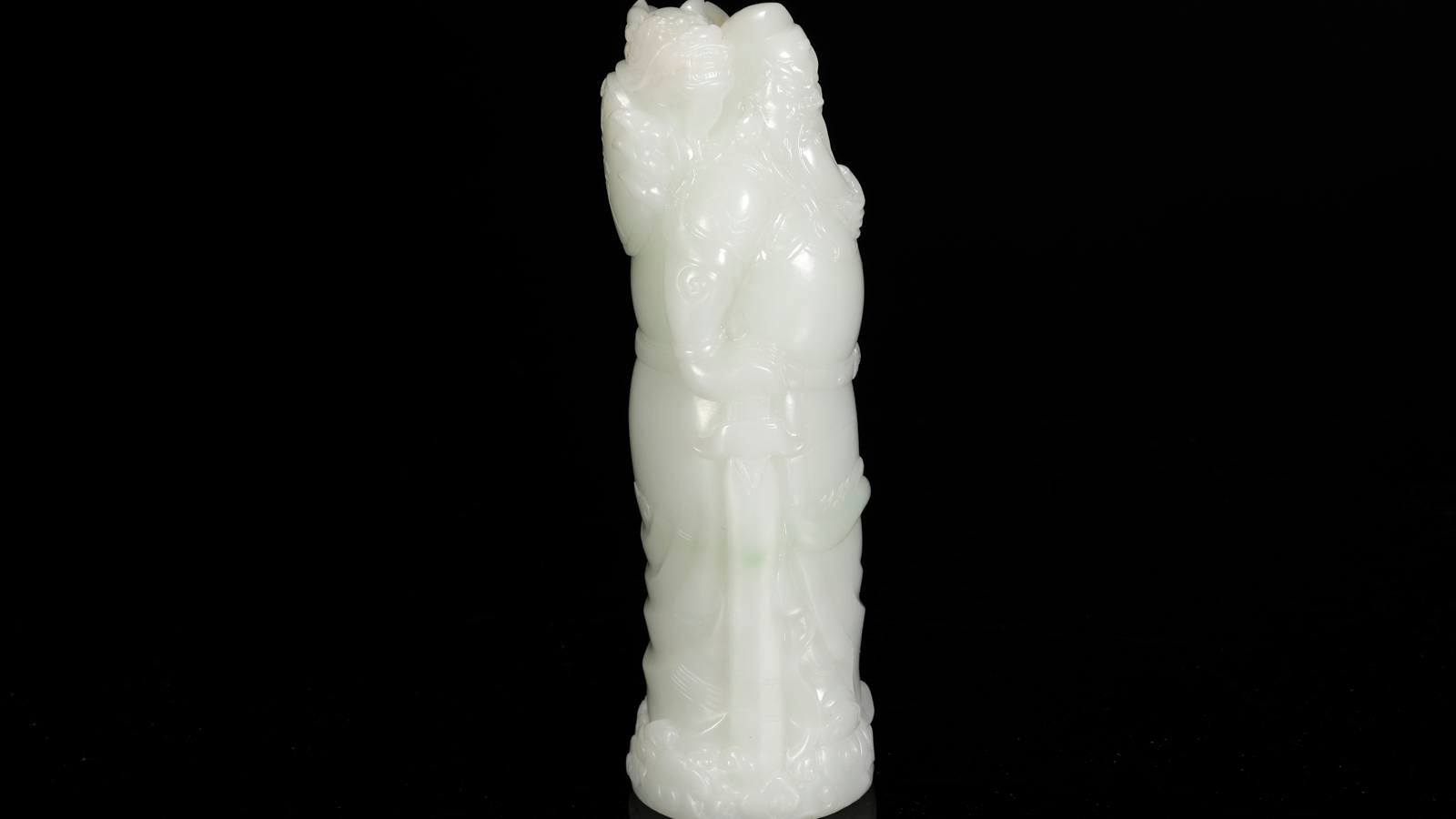《忠義千秋》俄羅斯山料擺件
