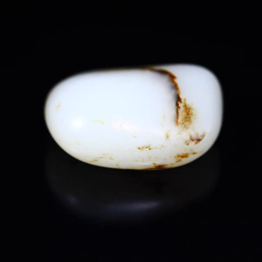 精品和田玉籽料天然皮色掛件
