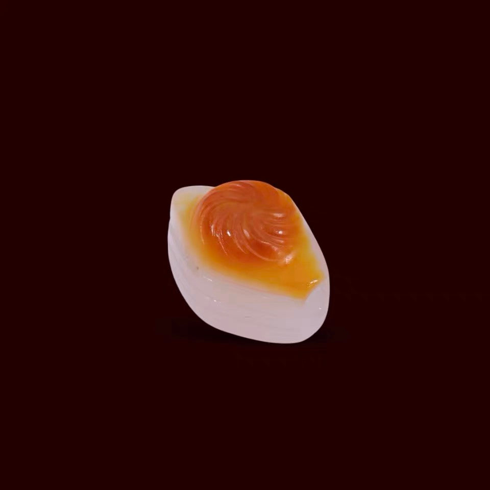 新疆和田玉籽料紅皮白肉文玩配珠