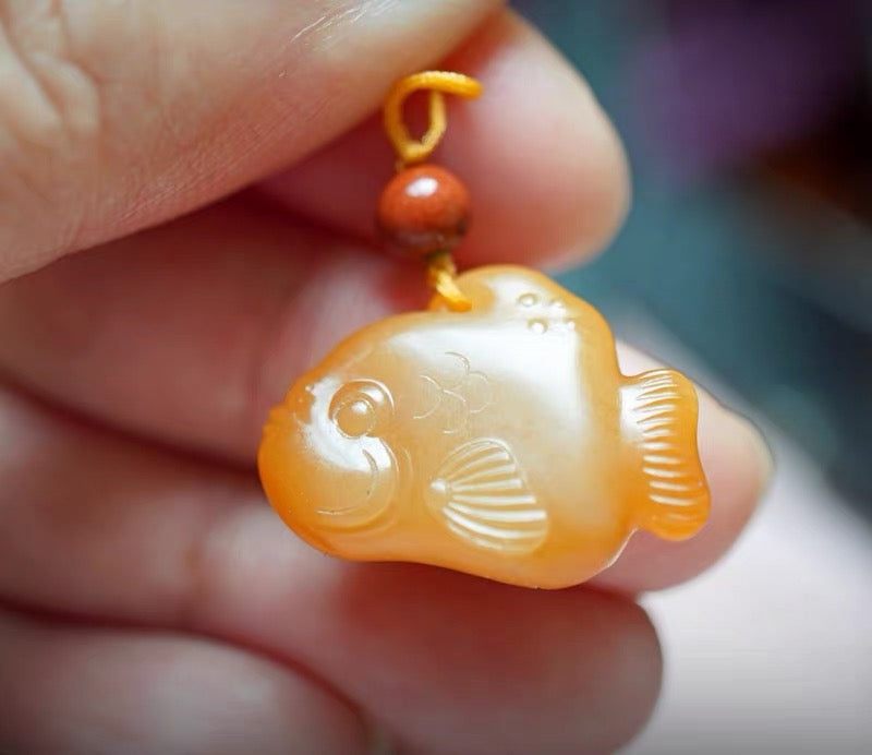 《年年有魚》黃沁新疆和田玉籽料吊飾