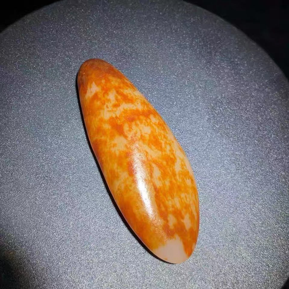 新疆和田玉籽料洒金皮红皮独籽原石手把件