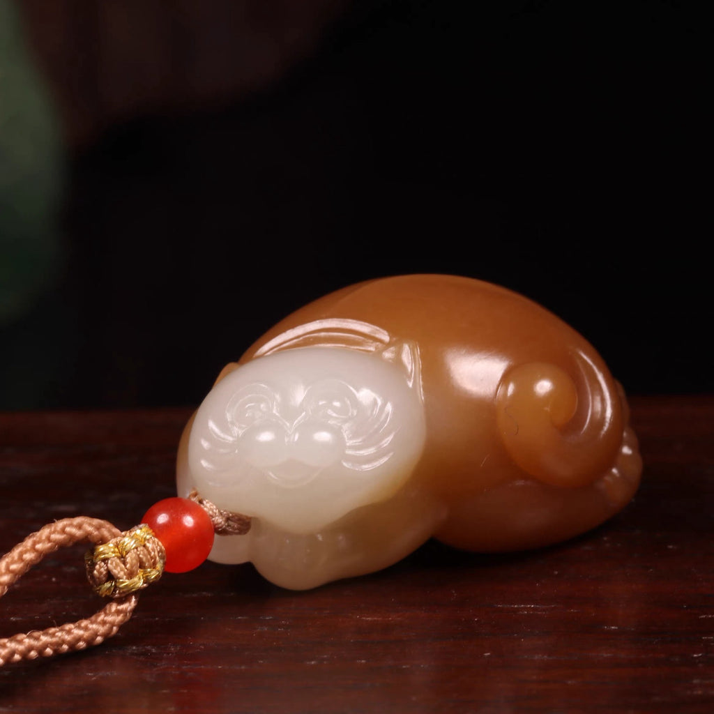新疆和田玉且末糖白貓咪吊墜
