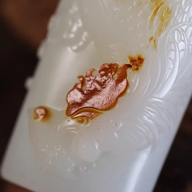 新疆和田玉籽料红皮白肉大吉大利手把件