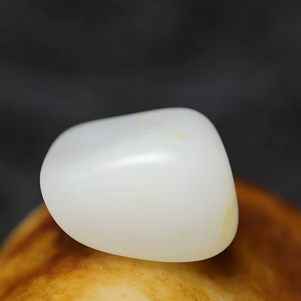 新疆和田玉籽料原石