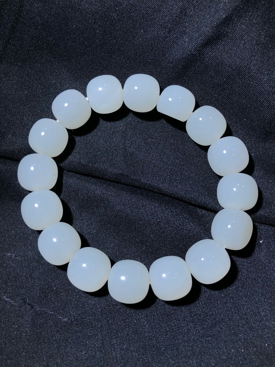 和田玉新疆籽料手串