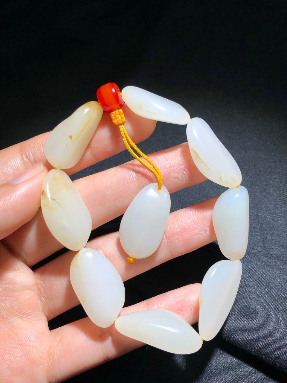 新疆和田玉光白籽原石手串