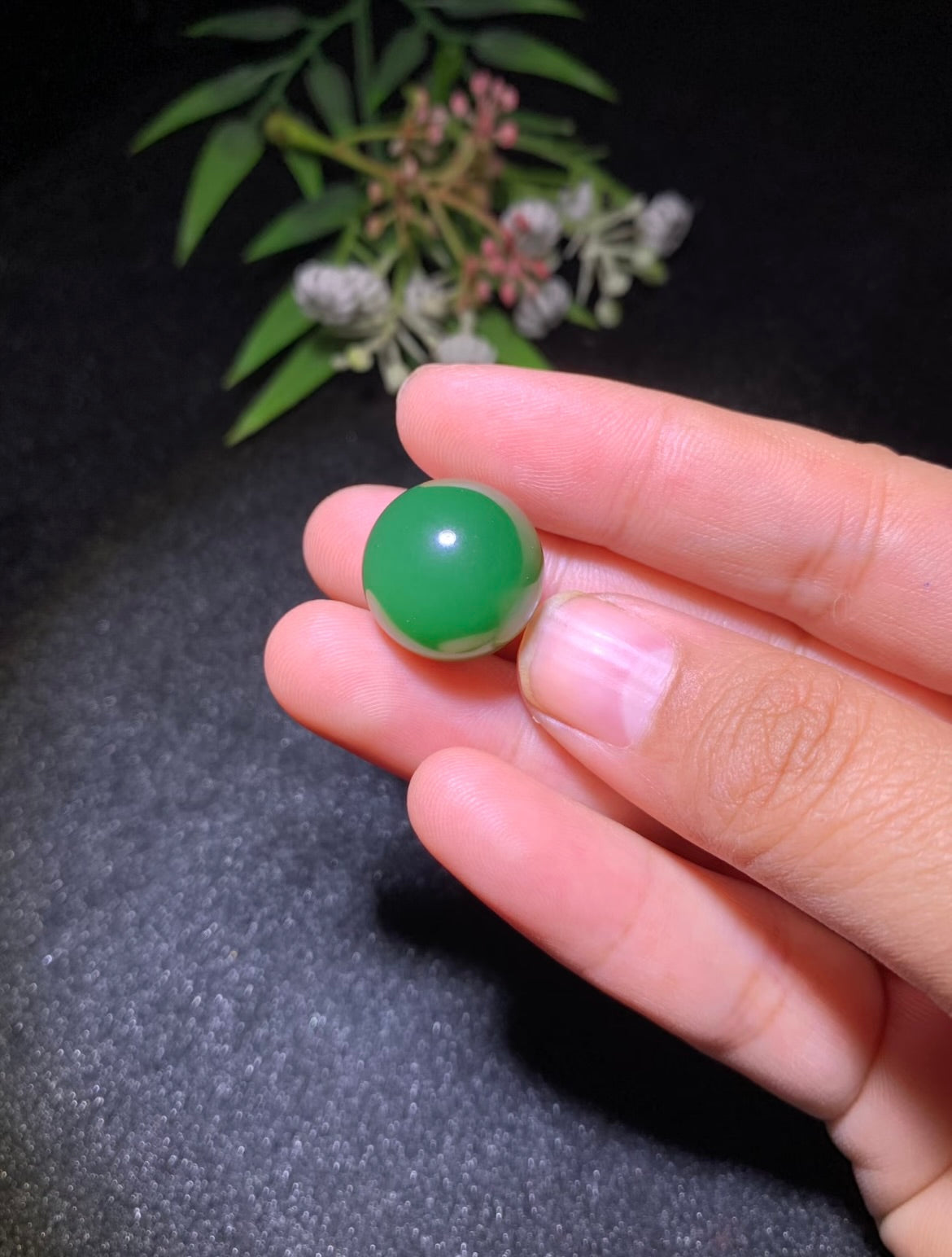 和田玉單珠展示，無論什麼顏色什麼尺寸老賈都有貨，需要可以具體資訊