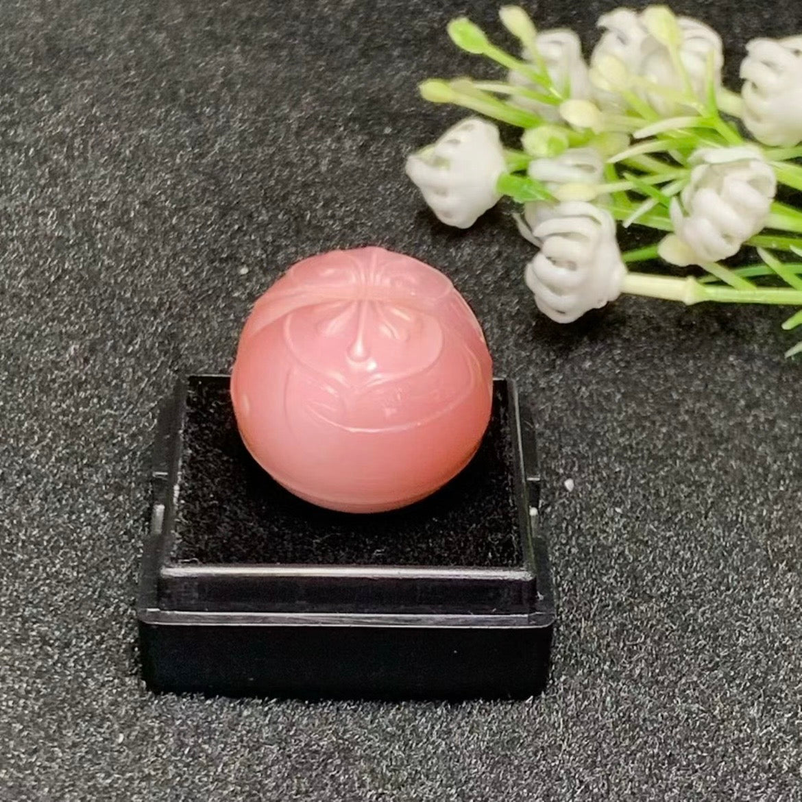 和田玉桃花玉籽料大單珠，卡18.5mm