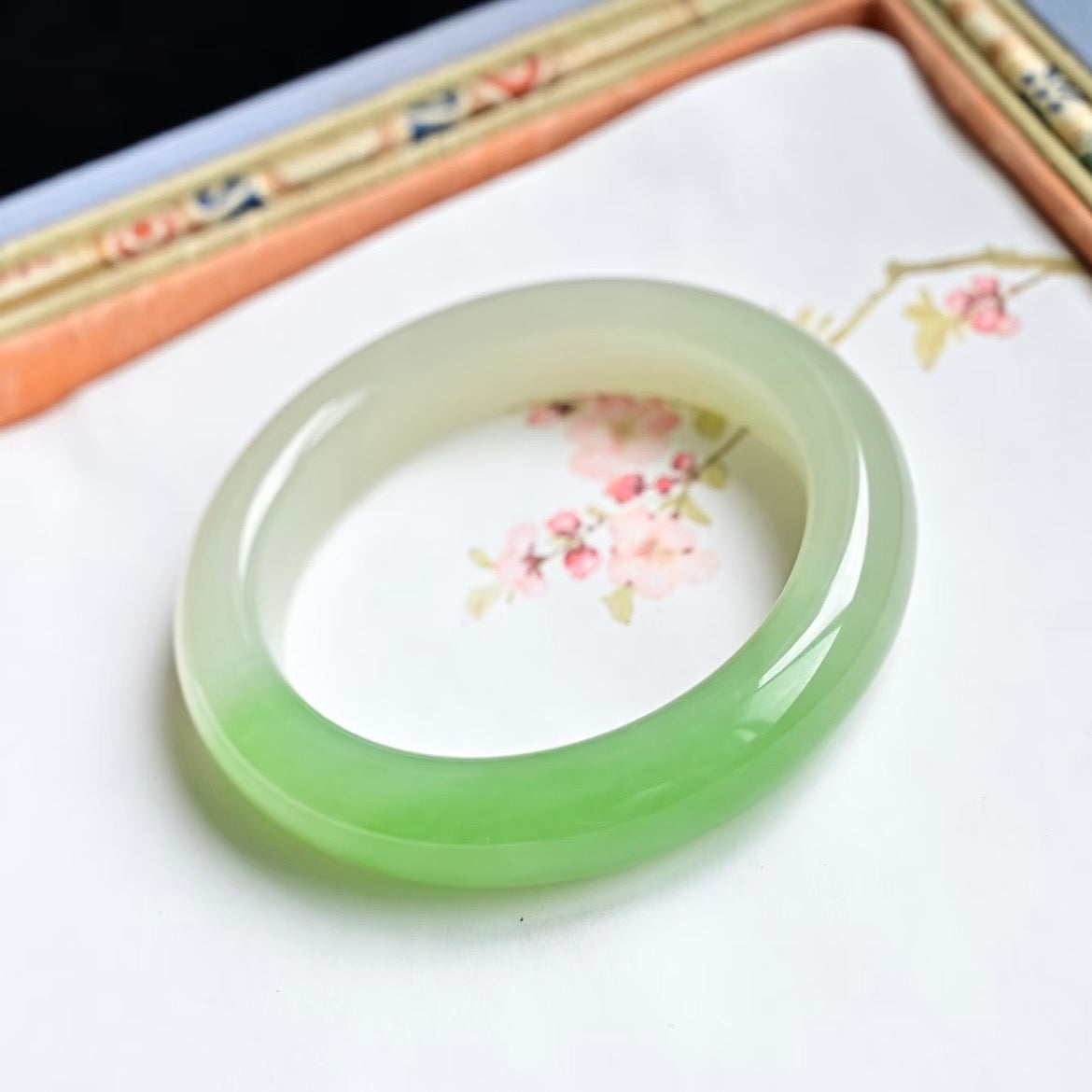 和田玉翠青料白底青手鐲53圈口