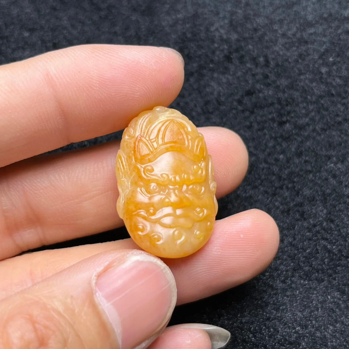 天然黃沁籽料黃財神吊墜