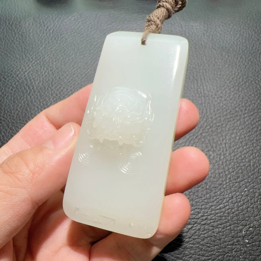 新疆和田玉籽料瑞獸無事牌