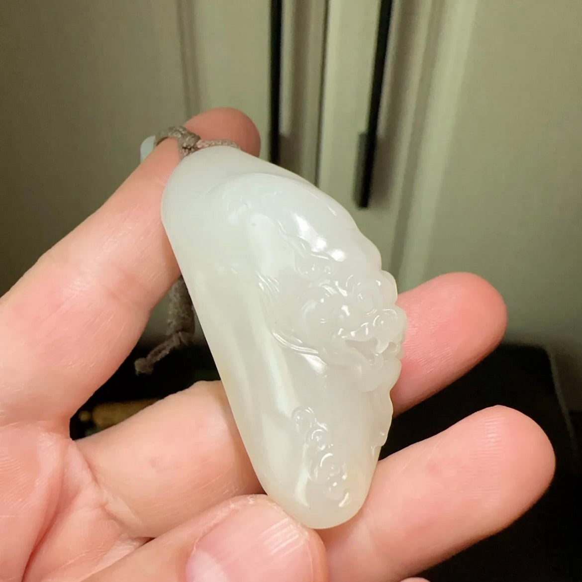 新疆和田玉籽料瑞獸吊墜